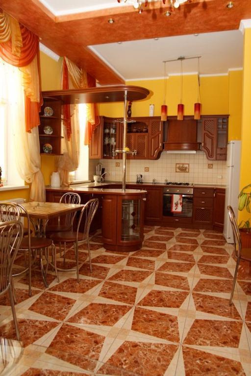 Gostynniy Dvir Hostel Тернопил Екстериор снимка