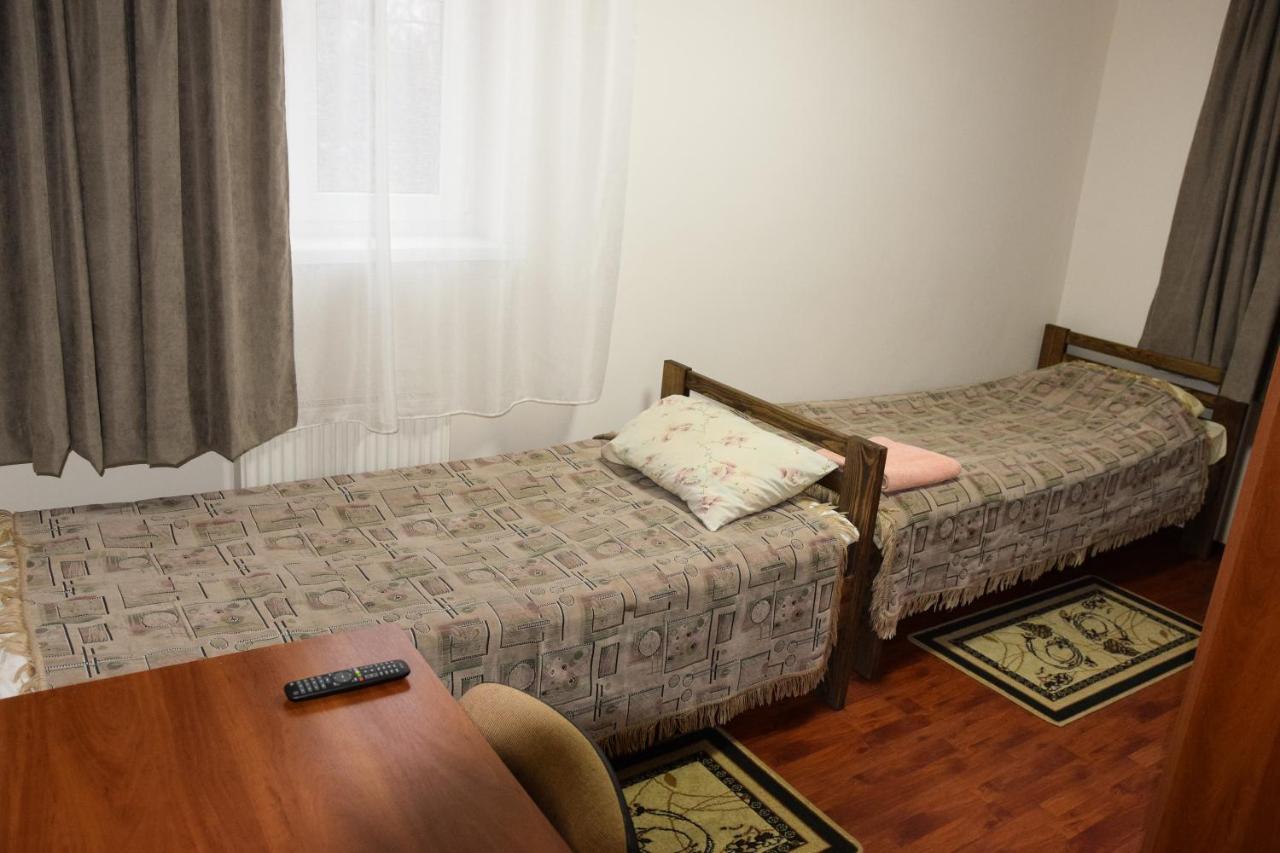 Gostynniy Dvir Hostel Тернопил Екстериор снимка
